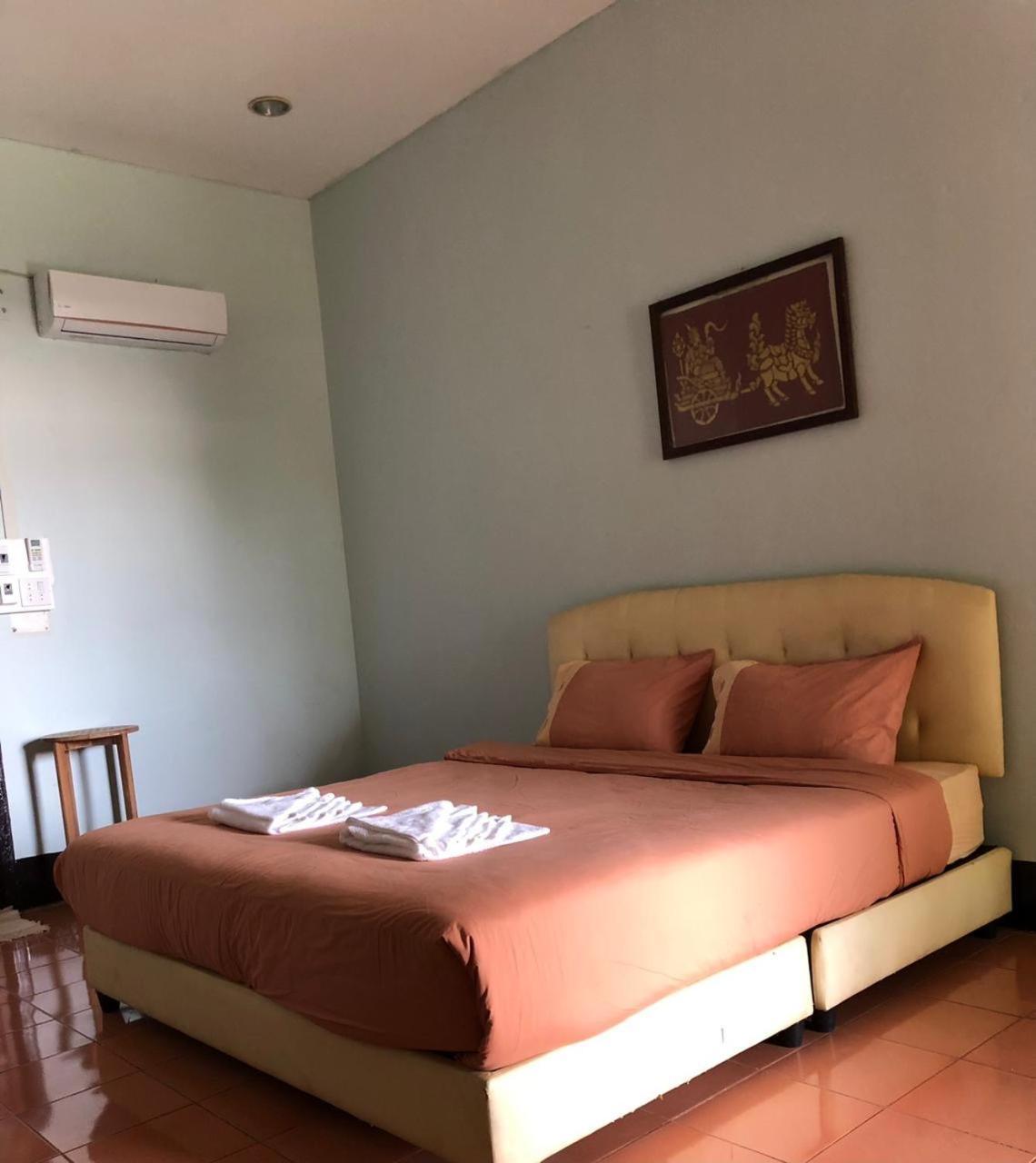 Thakhek Travel Lodge Exterior photo
