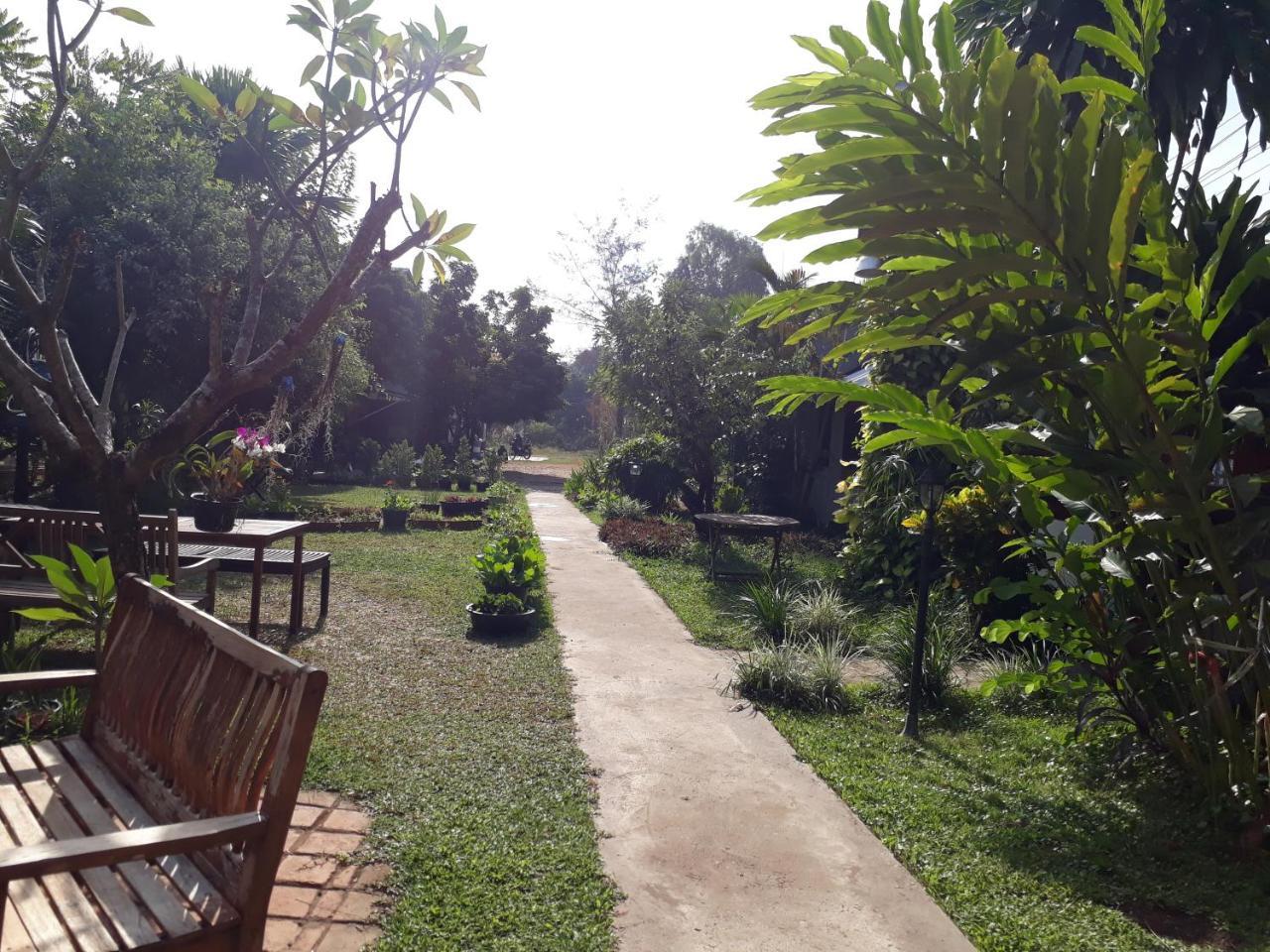 Thakhek Travel Lodge Exterior photo