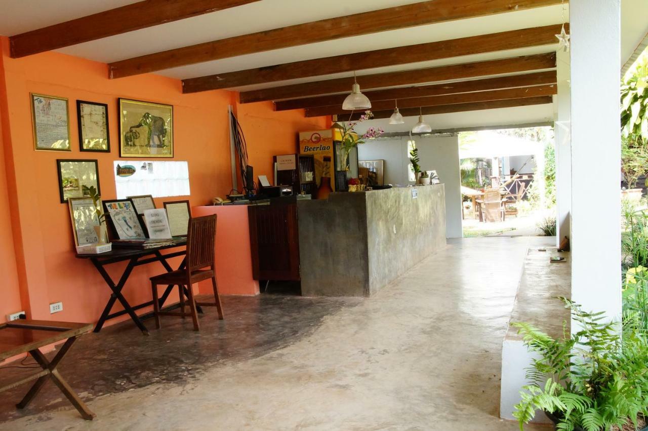 Thakhek Travel Lodge Exterior photo